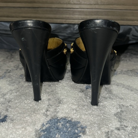 GIANNI VERSACE TRIBUTE MEDUSA BLACK LEATHER SLIDES HEELS Size 10 - Picture 8 of 13